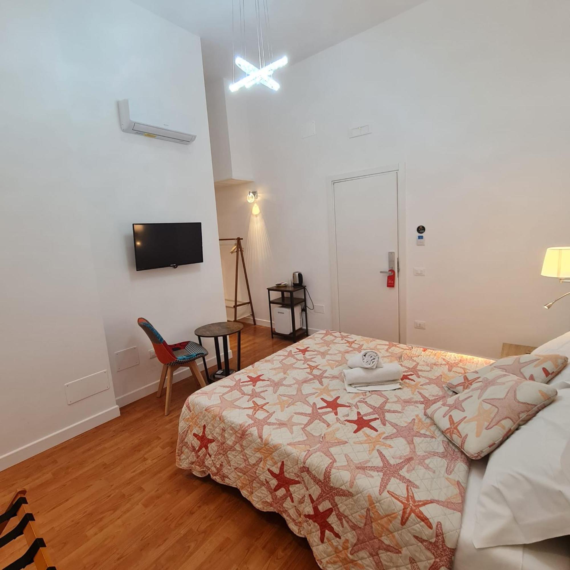 Mare Fuori B&B 萨莱诺 外观 照片